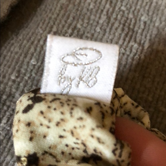 Scrunchie by Dewedit 💕 - Picture 2 of 4